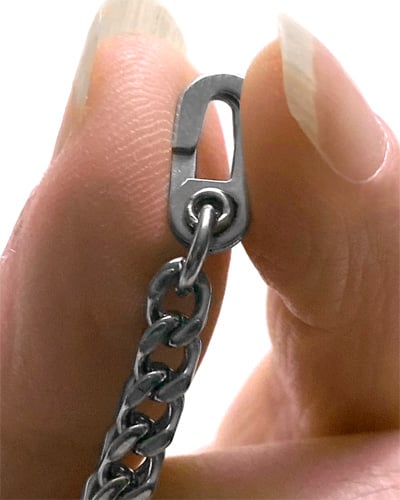 Closed Position Unremovable Clasp Closed